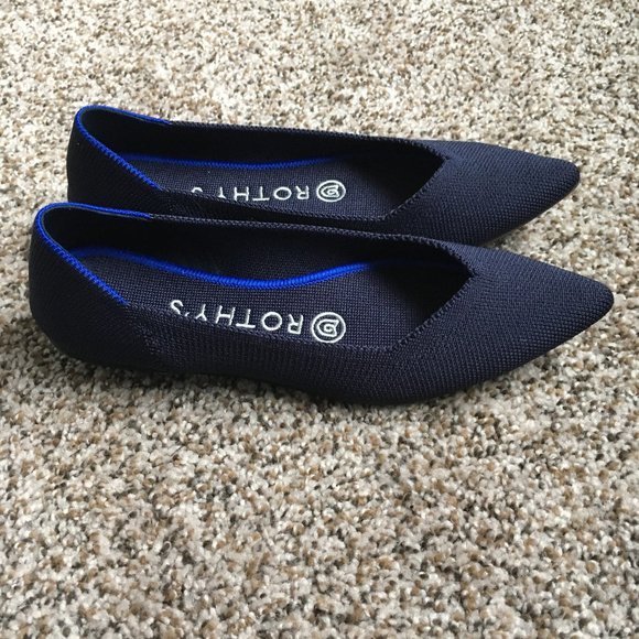 EUC Size 6 Maritime Navy Rothy's Points - Picture 3 of 7